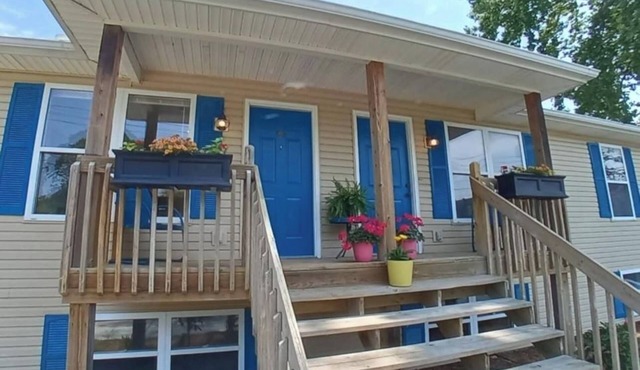 Extended Stay - Park Place #1 - Stylish, Comfort, & Convenience, Just Like Home