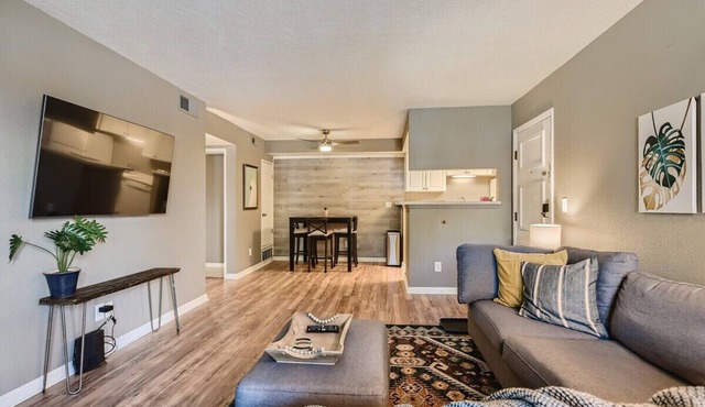 Extended Stay Rental with Pool and Patio