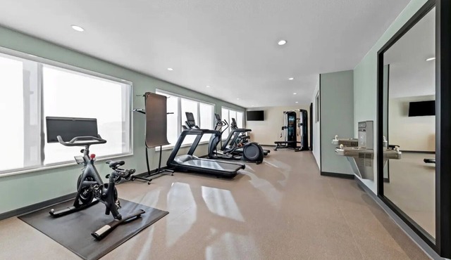 Extended Stay Suites | 4 Units | Near Baylor University