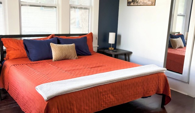 Extended Stays Welcome! nNear SouthTown/Downtown San Antonio