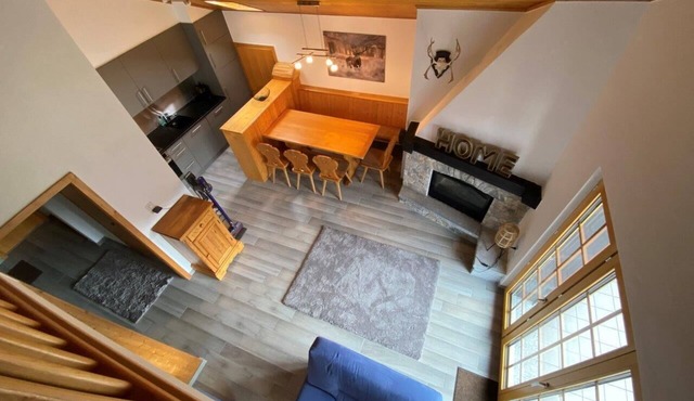 Exterior : recently renovated attic apartment, 4th floor with elevator, duplex, south-facing balcony