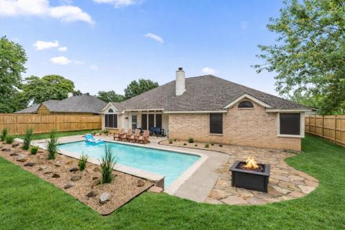 Extraordinary Pool Villa - Outdoor fun, Near Stadiums