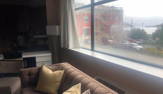 Extraordinary 2Br Downtown Suite