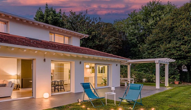 Extraordinary detached house in the best somo area