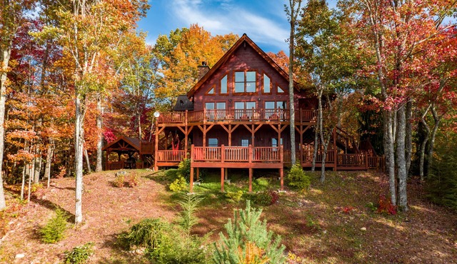 Extraordinary Lodge with Breathtaking Mt. Views
