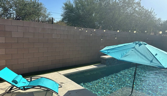 Extremely relaxing 3-bedroom house with pool in Tucson