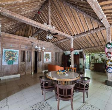Eyang Residence Limasan Kebon Dalem