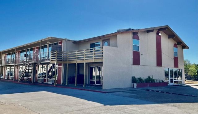 EZ Travel Inn College Station