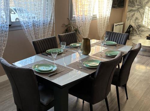 Fécamp, Etretat, Yport, joli appartement tout près de la plage et de la gare, vous pouvez me contacter sur Les gîtes de SoleilMapou