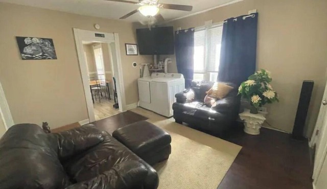 (F1) Convenient 3br Syracuse University apartment