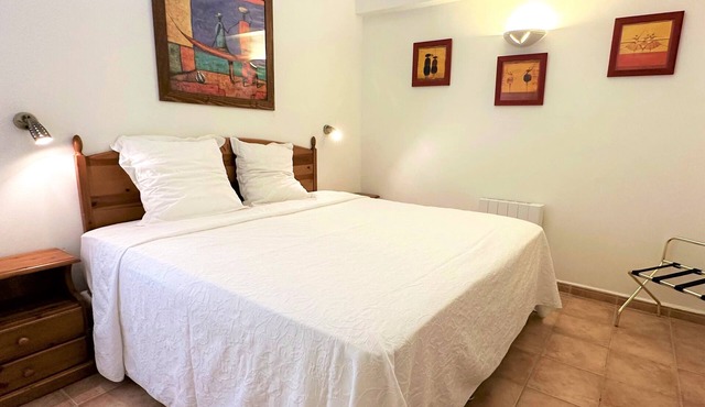 F2 - Air-conditioned apartment for 2 to 4 people