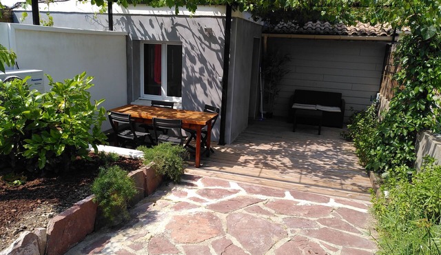 F2 Calme, Terrace, Climatisation