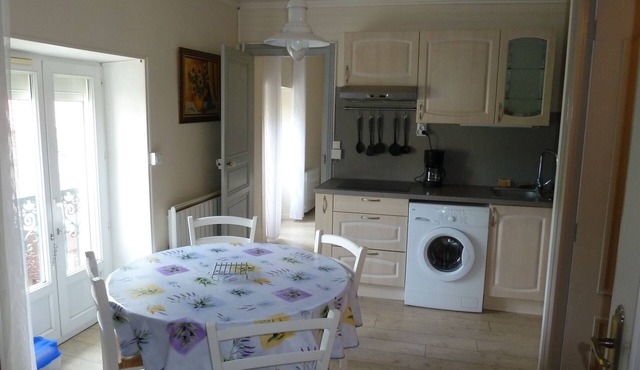 F2 with air conditioning for curists or holidaymakers in Lamalou les Bains