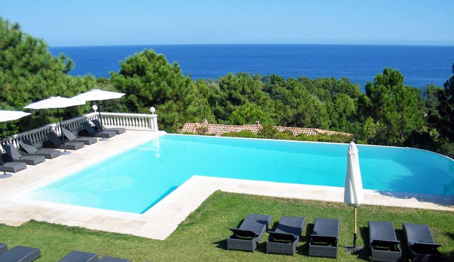 F3 Alba by Interhome