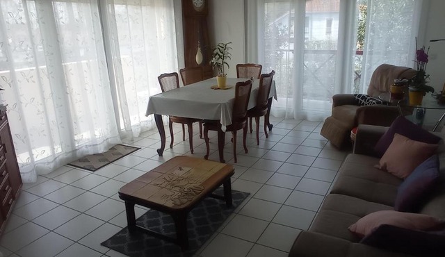 F3 Centre ville Labenne 1er étage avec balcon