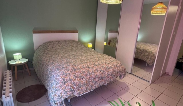 F3, free/secured parking, 10 mns from the historic center of Strasbourg!