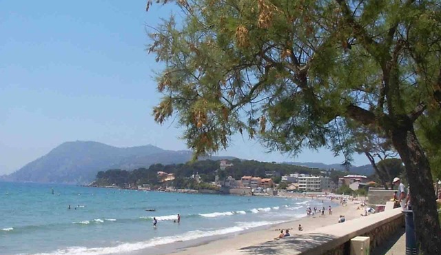 F3 Marvivo-les Sablettes 15 m de la Plage
