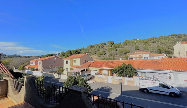 F5 Villa in Banyuls-sur-Mer, terrace, garage, air conditioning near beach
