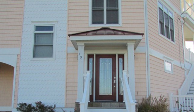 Fab House Steps From The Beach