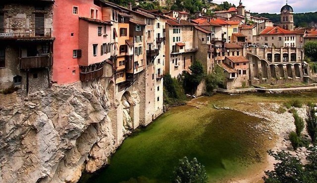 Fabrique des Luddites - chambres et gîte