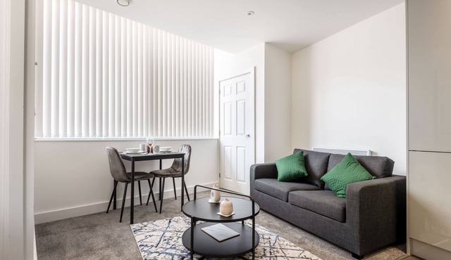 Fabulous 1 Bedroom Apartment in Central Rotherham