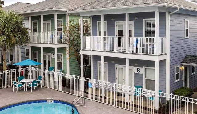 Fabulous 1-bedroom resort with AC in sunny Destin