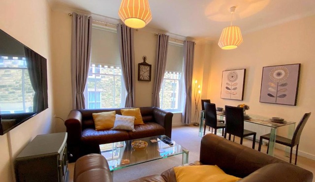 Fabulous 2 bed Historic Ground floor apartment Belper with free car parking next to property