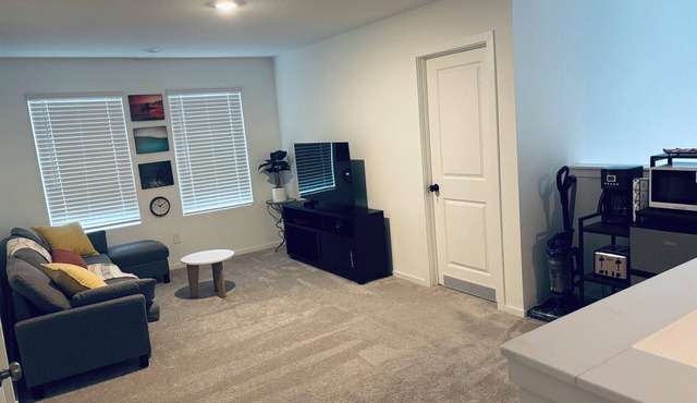 Fabulous 2-bedrooms private rooms upstairs with Game Room Access in a prime area