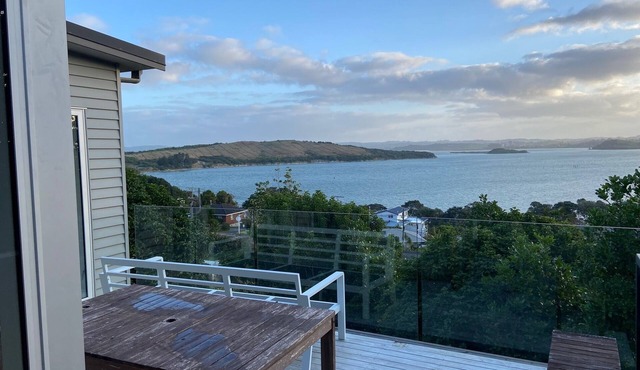 Fabulous 3-bedroom house with stunning Harbour Views in Whangārei