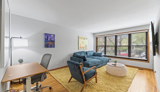 Fabulous 3 Bedroom in the Heart of North Center