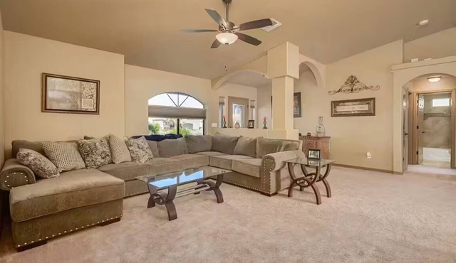 Fabulous 3-bedroom house with AC in Fort Mohave