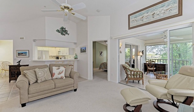 Fabulous 3BR/2BA condo in Plantation Golf & CC - near beaches, golf & downtown!