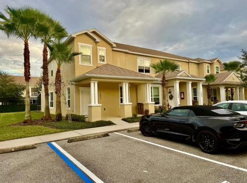 Fabulous 3BR Retreat Townhouse near Disney Parks