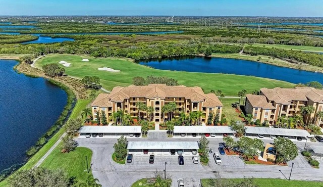 Fabulous 3rd floor 2 bed/2 bath Condo in River Strand Golf and Country Club