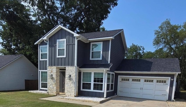 Fabulous 4-bedroom house in charming Pottsboro near Lake and Casino