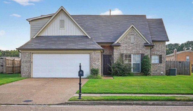 Fabulous 4-bedroom house with AC in vibrant Memphis