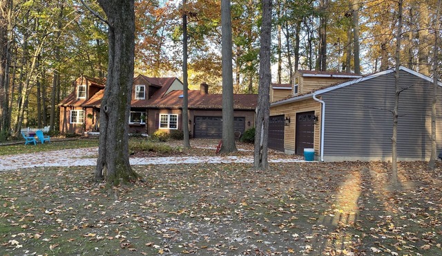 Fabulous 4-bedroom house on the Grand River