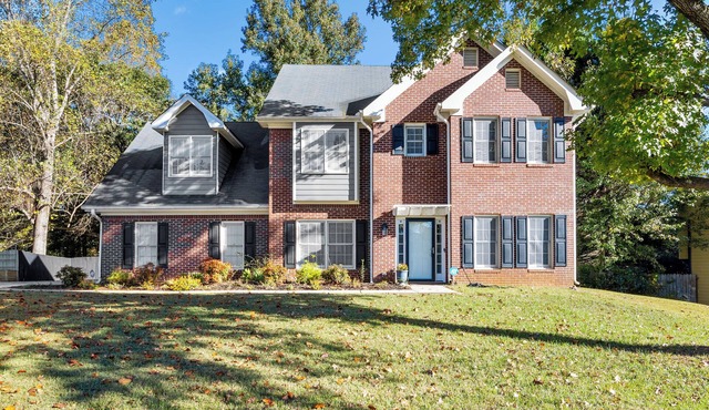 Fabulous 4BR Home, Office, Game Room & Deck/Lawn - Ready for FIFA travelers!