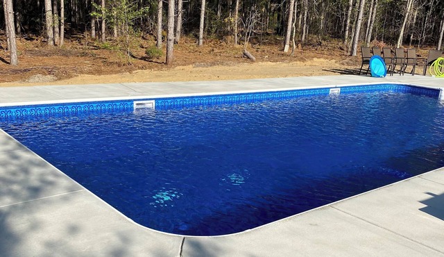 Fabulous 5 bedroom house with Saltwater Pool! Available for 2024 US Open!