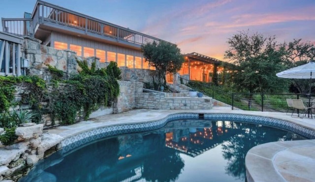 Fabulous 7-bedroom house in charming Wimberley