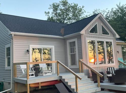 Fabulous Beach House on Elliott Island -beautiful sandy beach, tranquil 6 acres