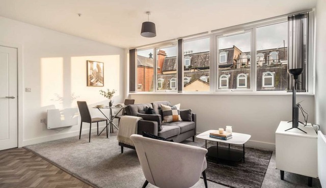 Fabulous Bright 1BED Apartment in Central Wrexham