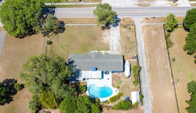 Fabulous chalet in Brandon with pool, with capacity for the whole family.