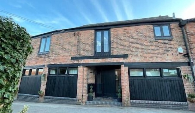 Fabulous character property in the heart of Southwell