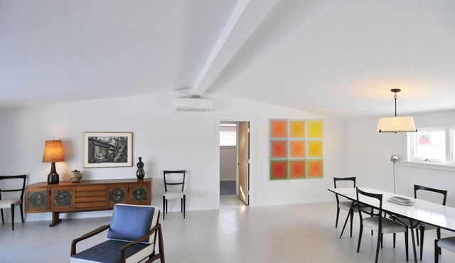 Fabulous Cottage on Pristine Broad Bay