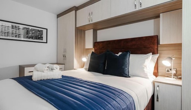 Fabulous, Designer House in the Perfect Location