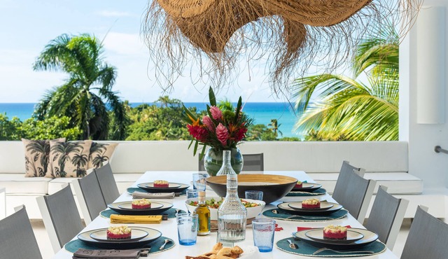 Fabulous Experience AC, Gym, Chef and Staff Available