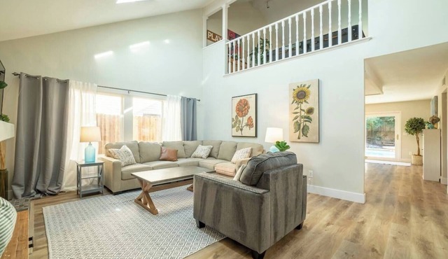 Fabulous Fair Oaks 5b Home * King Bed * Pool