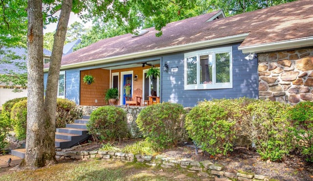 Fabulous Family Lake House on Eden Isle