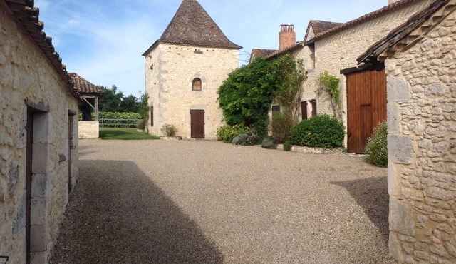 Fabulous Farmhouse with Heated Pool